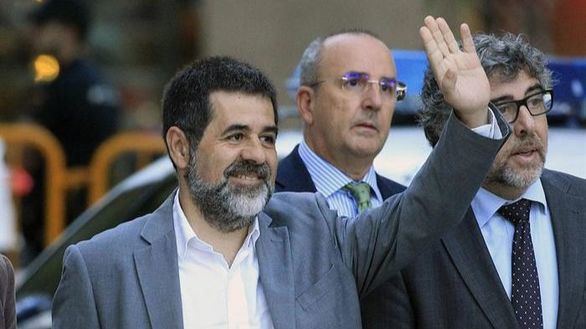 Jordi Sánchez, en prisión, presidente del grupo JxCat y Elsa Artadi, portavoz