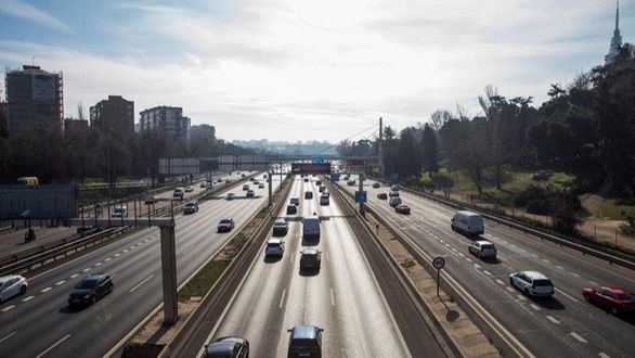 Madrid prohibirá circular a los vehículos anteriores al año 2000 por la contaminación