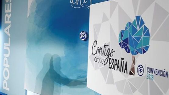 El PP se compara con una encina, 