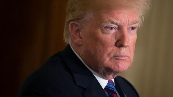 Trump mandará al Ejército a la frontera con México hasta que se construya el muro