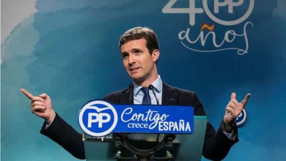 Casado, el contrapunto a Cospedal y Sáenz de Santamaría