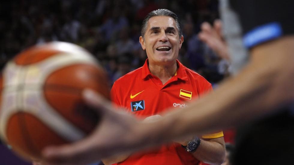 España gana a Eslovenia, campeona de Europa, y roza el Mundial de 2019 | 72-83