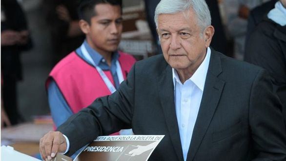 López Obrador ganaría las elecciones de México, según los sondeos