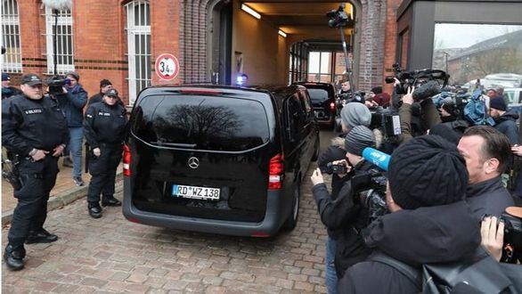 El fiscal también critica la 