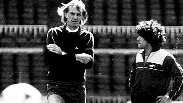 A Menotti le dan ganas de entrar en la AFA con un arma y matarlos