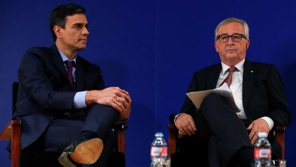 Juncker define a Don Juan Carlos como 