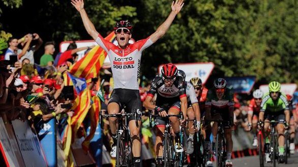 La Vuelta. Wallays sorprende al pelotón en Lleida y Yates sigue líder por segundos