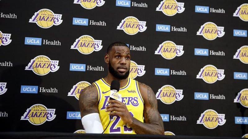 NBA. El amor instantáneo de LeBron por los Lakers y el último tren de Carmelo
