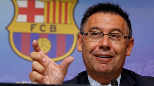 La directiva del Barcelona quiere cambiar el escudo al club