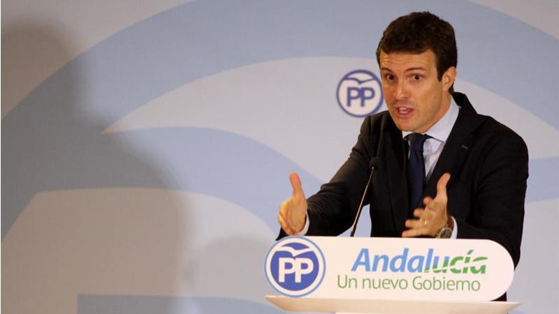 Casado compara el Gobierno de Sánchez con la orquesta del Titanic