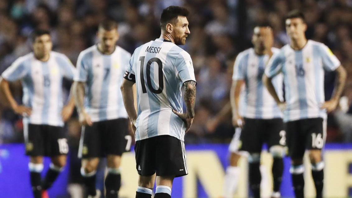 Maradona le aconseja a Messi que no vuelva a jugar con Argentina