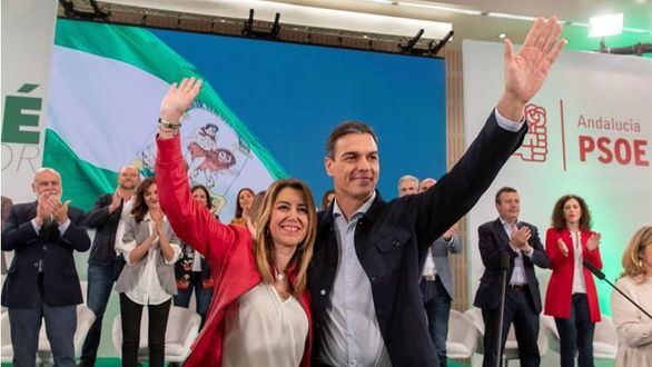 Sánchez aprovecha un acto de Díaz para pedir apoyo a sus presupuestos