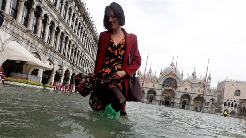 Acqua alta en Venecia: la marea sube 156 centímetros, máximo desde 2008