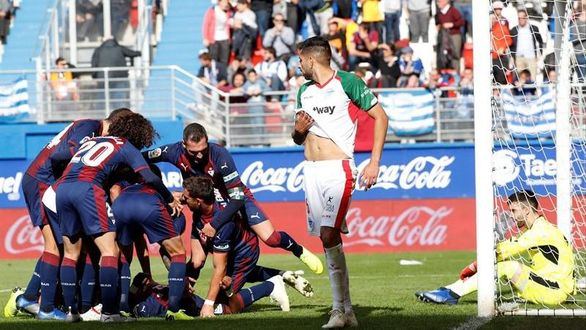 El Eibar remonta al Alavés para tomar impulso | 2-1