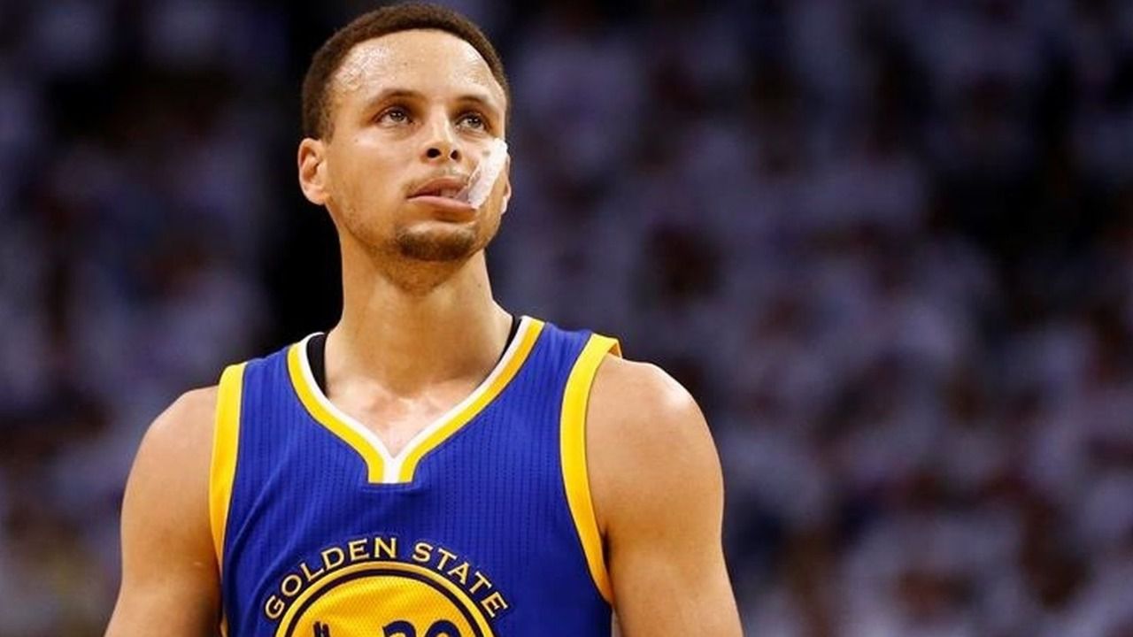 NBA. Los Bucks de Antetokounmpo colapsan a los Warriors