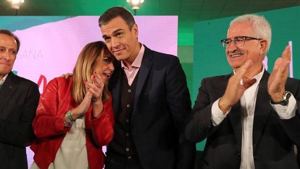 Sánchez advierte a PP y Cs de que subirá el SMI 
