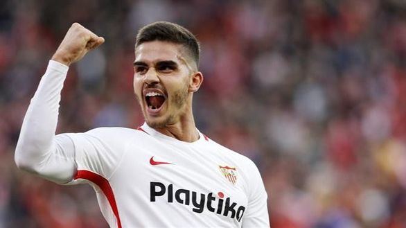 El Sevilla no perdona, gana al Valladolid y es líder de LaLiga | 1-0