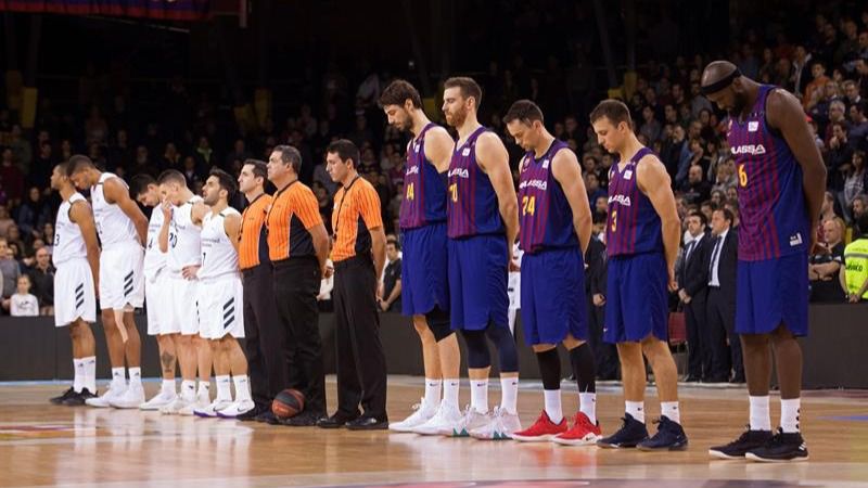 ACB. El primer 'Clásico' entrega el liderato al Barcelona, con el Baskonia merodeando