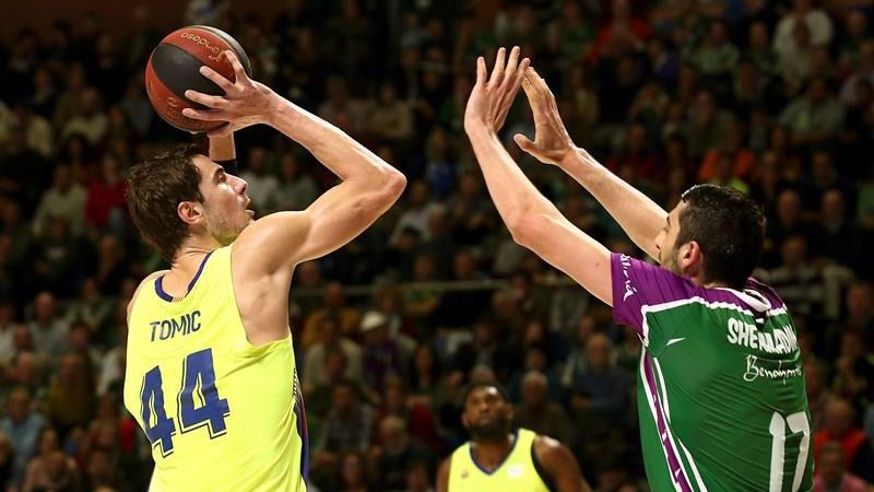 ACB. Barcelona y Baskonia pierden, y el Real Madrid se estrella con el colista