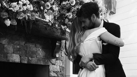 Miley Cyrus y Liam Hemsworth se casan en secreto