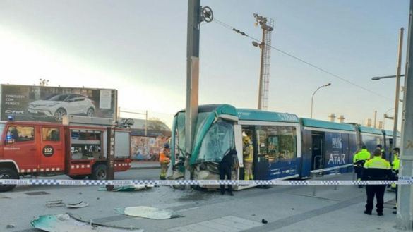 Muertos en Dinamarca, heridos en Barcelona y horas parados en Extremadura