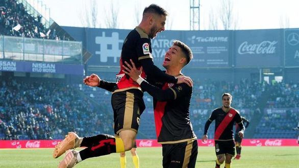 El Rayo Vallecano deja en shock al Valladolid y gana oxígeno | 0-1