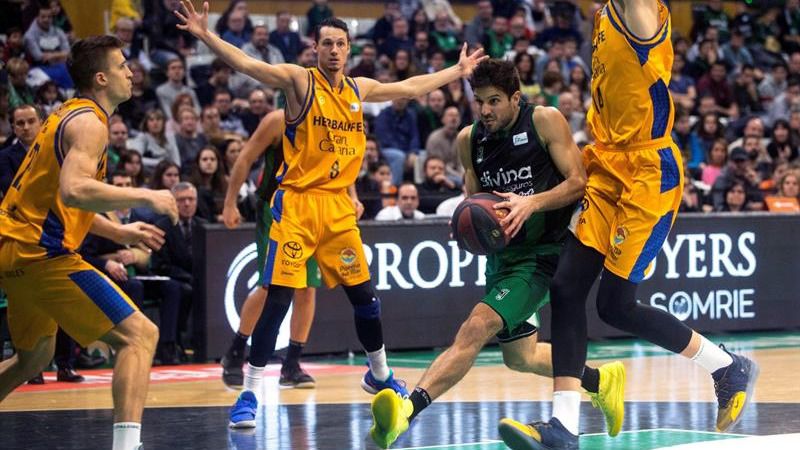 ACB. Nico Laprovíttola y Felipe Reyes se llevan los focos