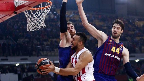Exhibición culé en el pabellón de la Paz y la Amistad |55-76