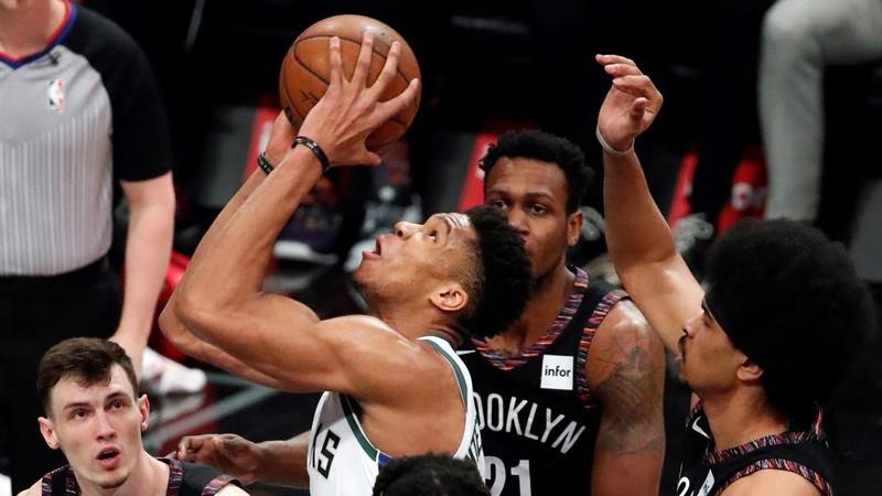 NBA. Los Warriors y Antetokounmpo confirman su dictadura