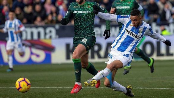 El Leganés huye del descenso y alecciona al Betis | 3-0