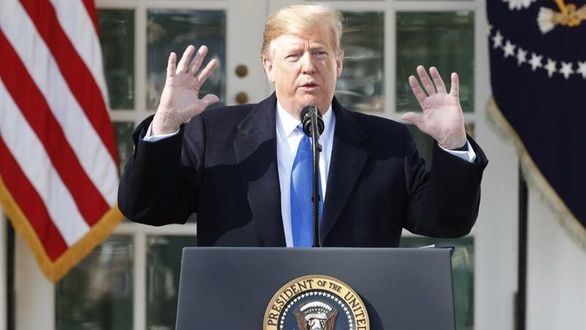 Trump declara la emergencia nacional para costear el muro