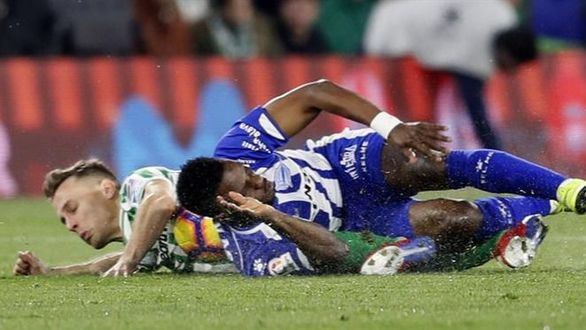 Betis y Alavés anulan sus aspiraciones en el Villamarín | 1-1