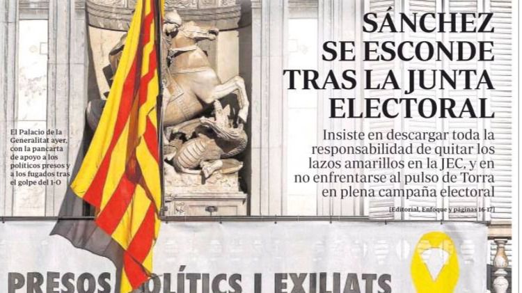 Lazos, chalecos… El amarillo es el color de moda