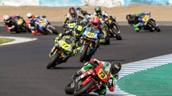 Imagen de la carrera del sábado del Campeonato de Andalucía de Motociclismo