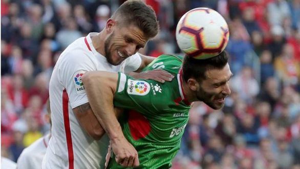 El Sevilla se sube al ascensor europeo a costa del Alavés |2-0