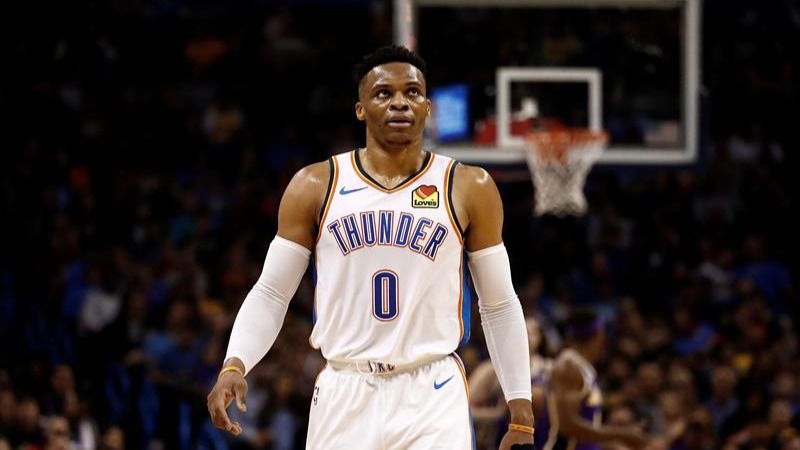 NBA. Westbrook hace historia y los Warriors deshojan su margarita