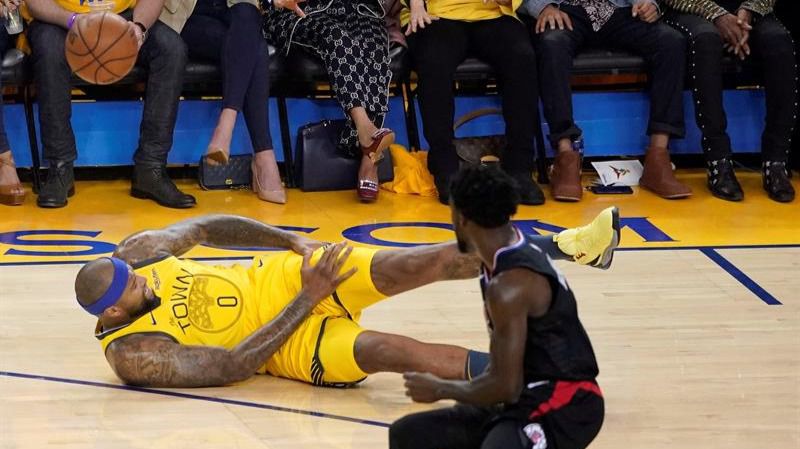 NBA Playoffs. La indolencia de los Warriors les despeña y pierden, además, a Cousins
