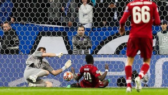 El Liverpool conquista Oporto y amenaza al Barcelona | 1-4