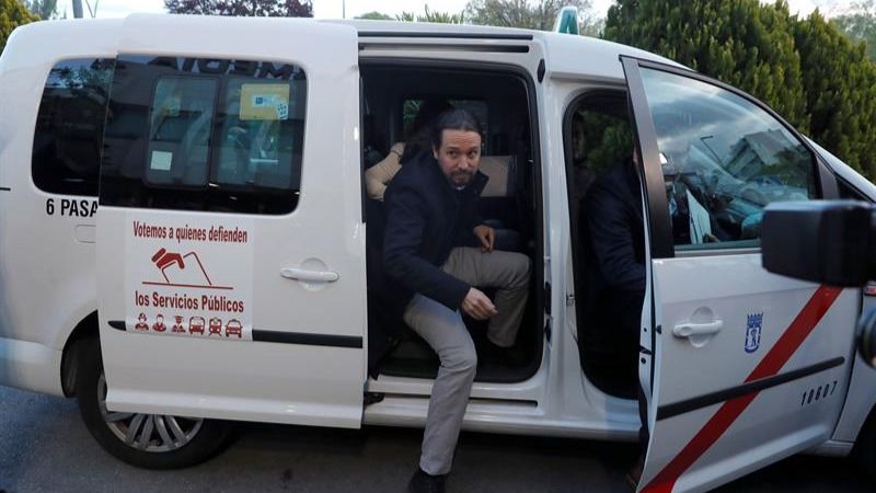 Así han llegado: Iglesias pide un taxi para ir al debate