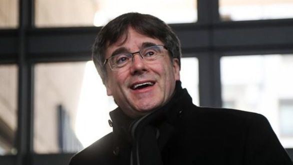 La Fiscalía avala que Puigdemont se presente a las europeas