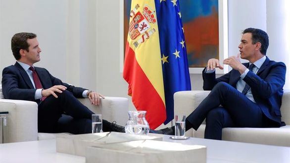 Casado reclama a Sánchez un Ejecutivo que no dependa de los independentistas