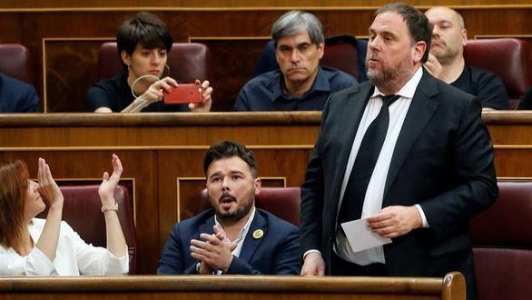 Los independentistas y Vox convierten el Congreso de los Diputados en un circo