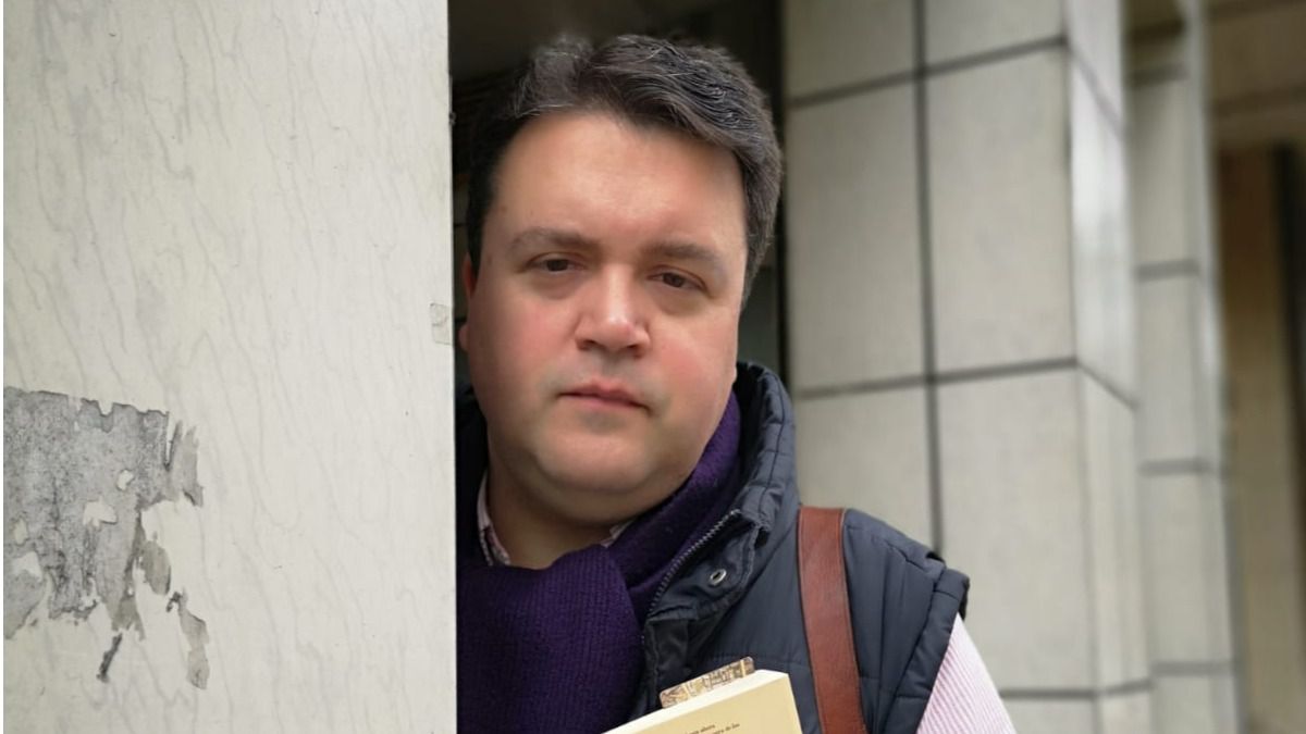 Diego Medrano publica ‘Llora mi alma de fantoche’: “Sin miedo no hay escritura”