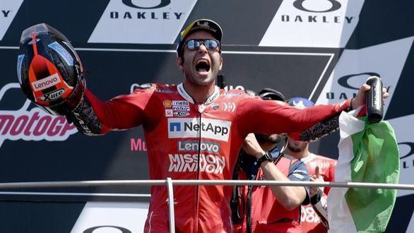 GP Italia. Petrucci derrota a Marc Márquez por 43 milésimas
