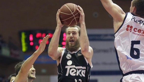 El Real Madrid refuerza el liderato y el Andorra se asegura la permanencia