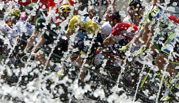 Tour de Francia: Van Avermaet se impone en una jornada de transición