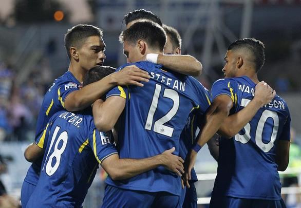 Scepovic saca al Getafe del descenso ante el Málaga