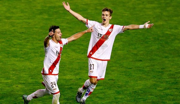 Javi Guerra lidera al Rayo para golear al Espanyol | 3-0