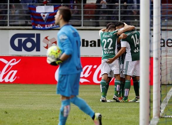 El Betis logra la permanencia al empatar con el Eibar en Ipurúa | 1-1