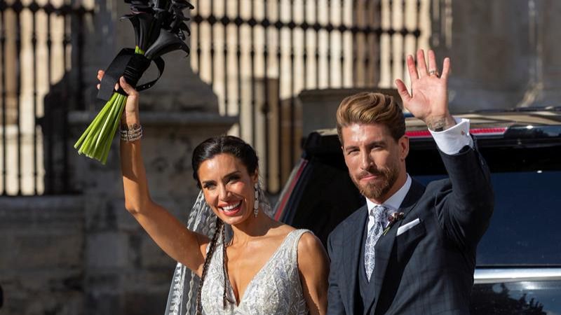 Sergio Ramos y Pilar Rubio se casan en la Catedral de Sevilla y paralizan la ciudad